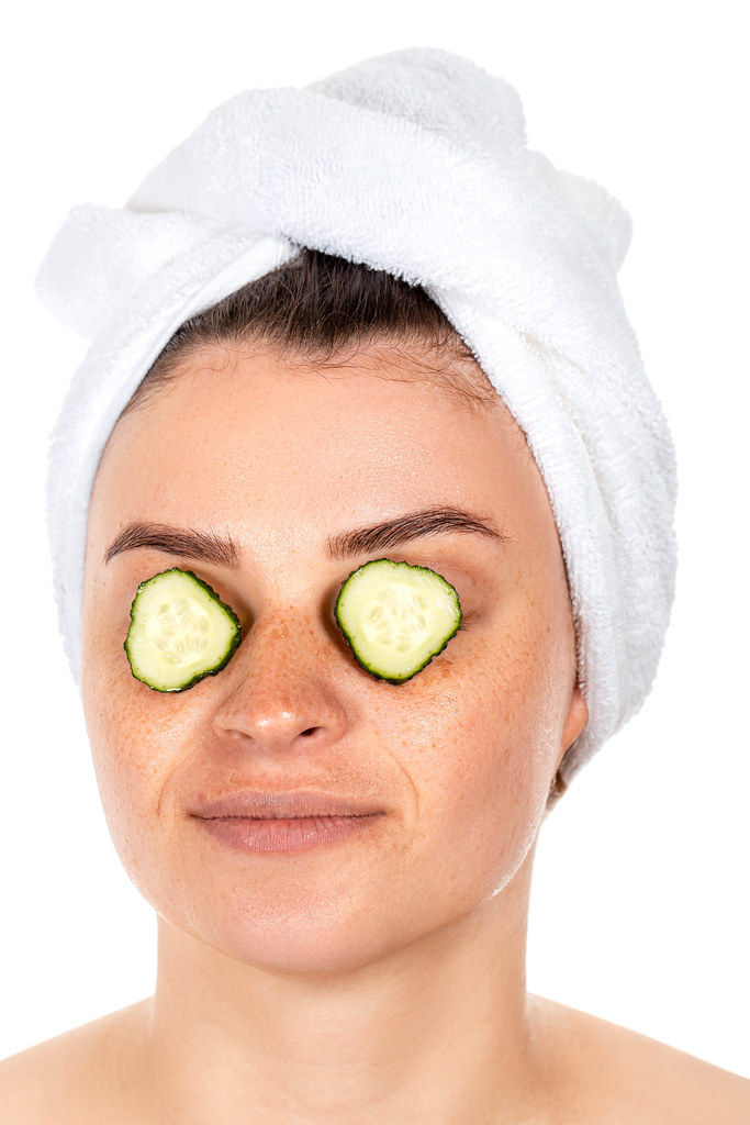 Side Effects of Cucumber on Eyes